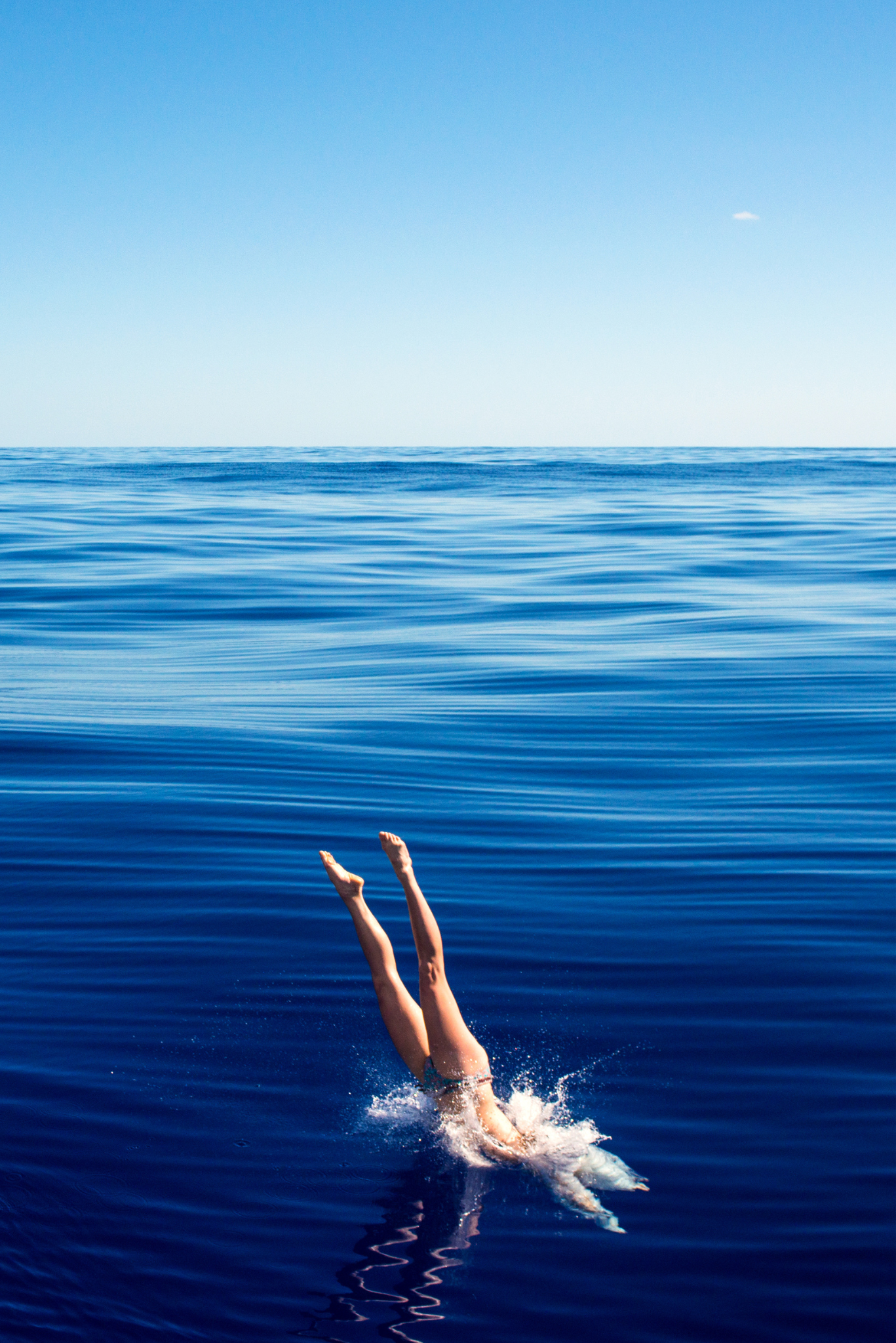 Diving Girl, No. 2429 - Vertical